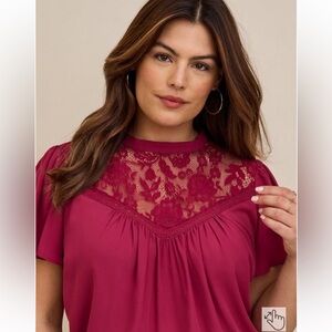 Torrid 00x 10 Georgette With Lace Detail Flutter Sleeve Top NWT